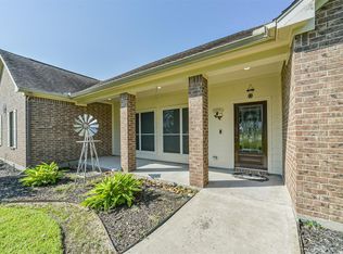 3077 Dees Cir, Sealy, TX 77474