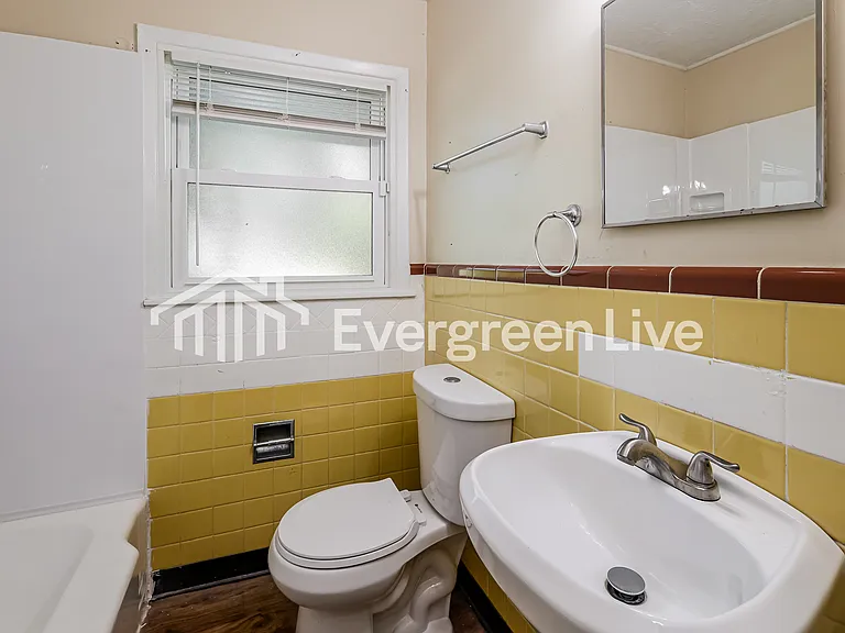 1138 Adkins Blvd — Photo 14