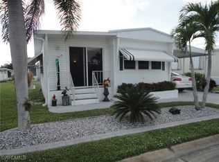 2759 Deerfield Dr, North Fort Myers, FL 33917