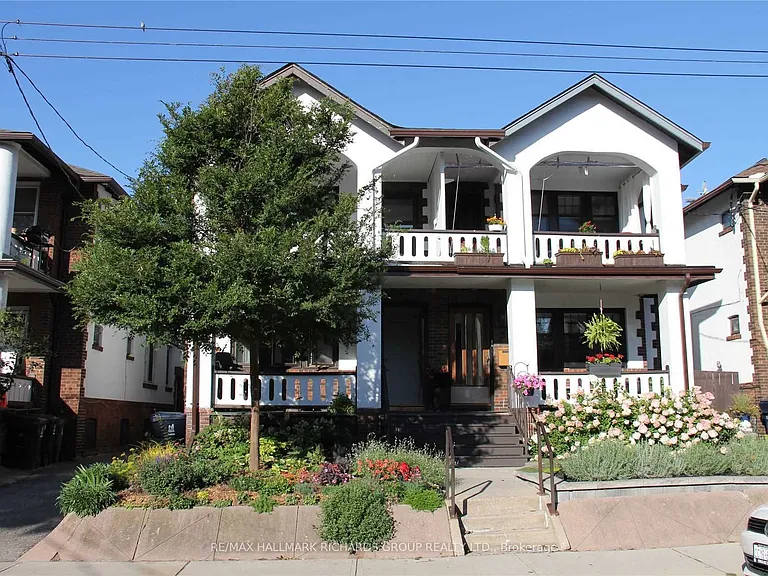 34 Hammersmith Ave #LOWER — Photo 10
