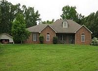 1st image of 220 Stoney Ln