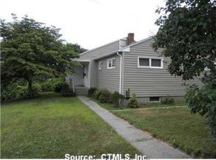 49 S 5th Ave, Taftville, CT 06380