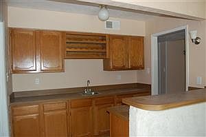 5th image of 249 Bellwood Dr