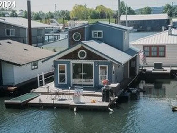 1939 N Jantzen Ave, Portland, OR 97217