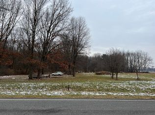 68957 Christiana Lake Rd, Edwardsburg, MI 49112
