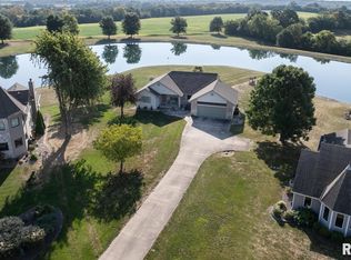 1436 Hemingway Dr, Quincy, IL 62305