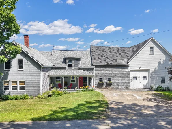 131 Silvers Mills Road, Dexter, ME 04930
