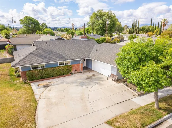 8464 Monteel Pl, Riverside, CA 92504