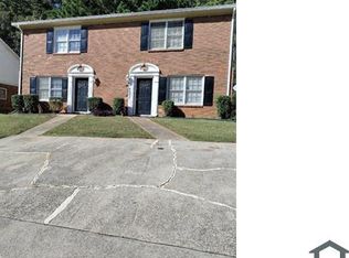 5243 Ridge Forest Dr, Stone Mountain, GA 30083