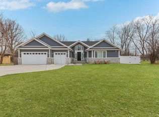 3985 Maple Ave, Northbrook, IL 60062