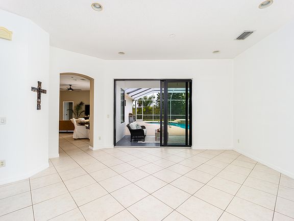 4th image of 5308 SW Landing Creek Drive