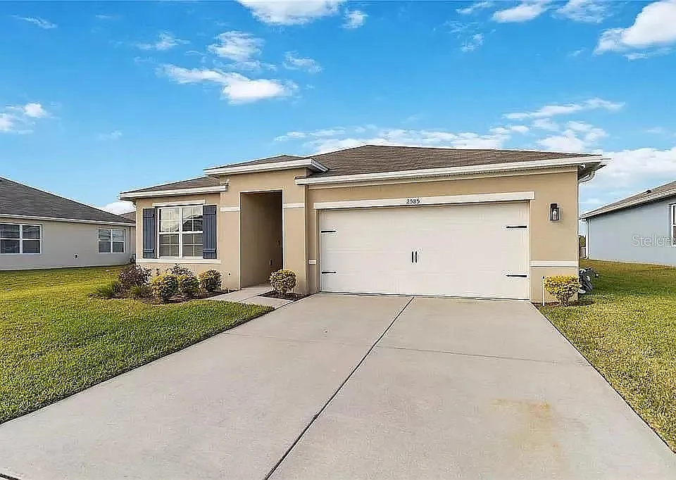 2585 Ryland Falls Dr