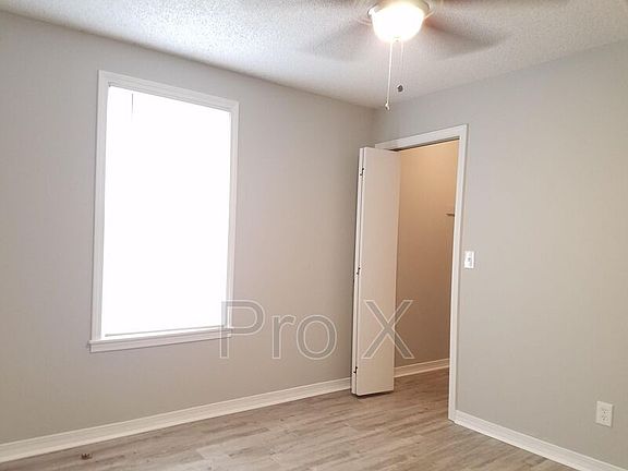 3rd image of 110 W Lindburg St #2