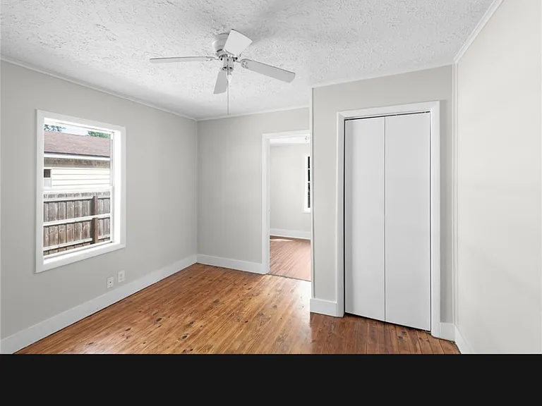 206 E Hall St — Photo 15