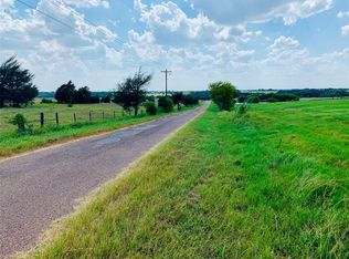 1543 Hertel Rd, Schulenburg, TX 78956