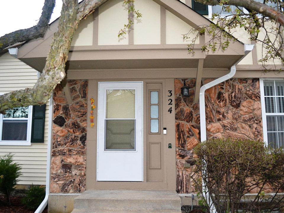 1st image of 324 Westwood Ct