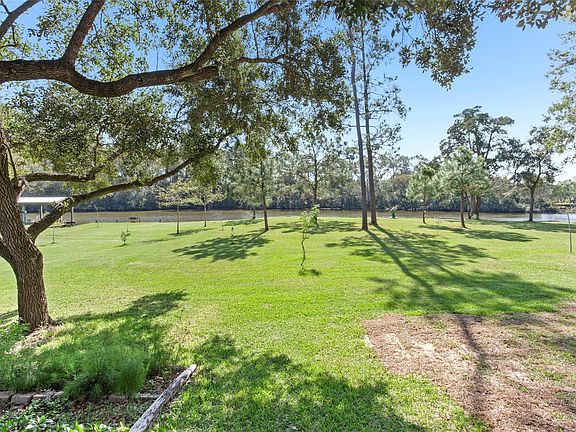 4th image of 860 Fm 517 Rd E