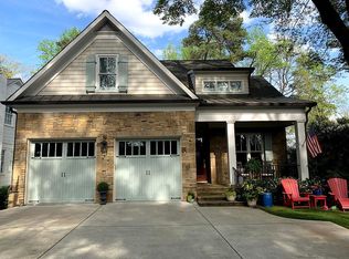 745 Ellsworth Dr NW, Atlanta, GA 30318