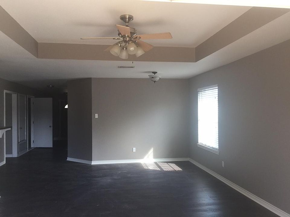 Living Area pen floor Plan