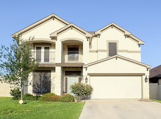 103 Pradera Ct, Laredo, TX 78045