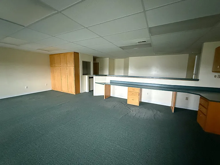 1230 Woodland Dr #208 — Photo 17