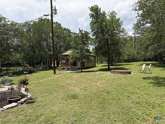 4th image of 202 The Oaks Blvd