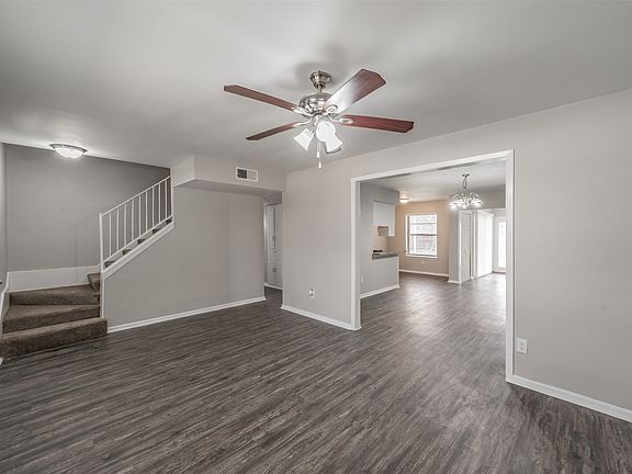 3rd image of 6732 Plantation Rd