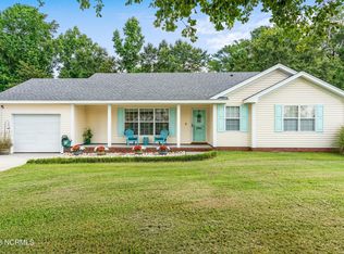 1745 N County Dr, Castle Hayne, NC 28429