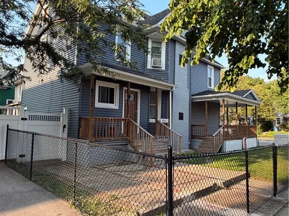 1067 Dewey Ave, Rochester, NY 14613