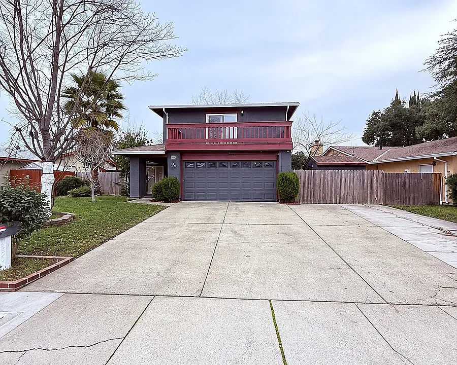 1380 Oak Nob Way