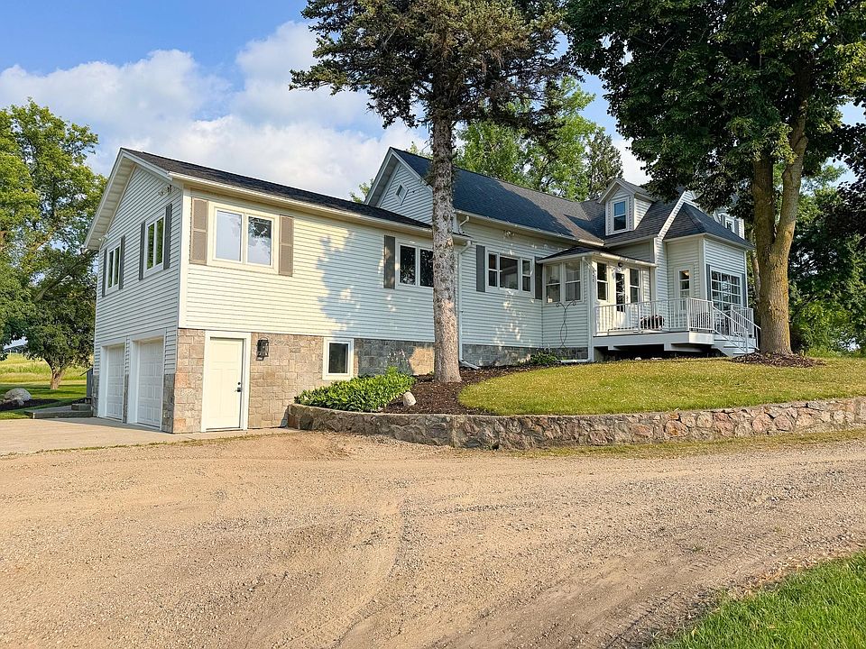 1st image of 550 Guttenberg Hts
