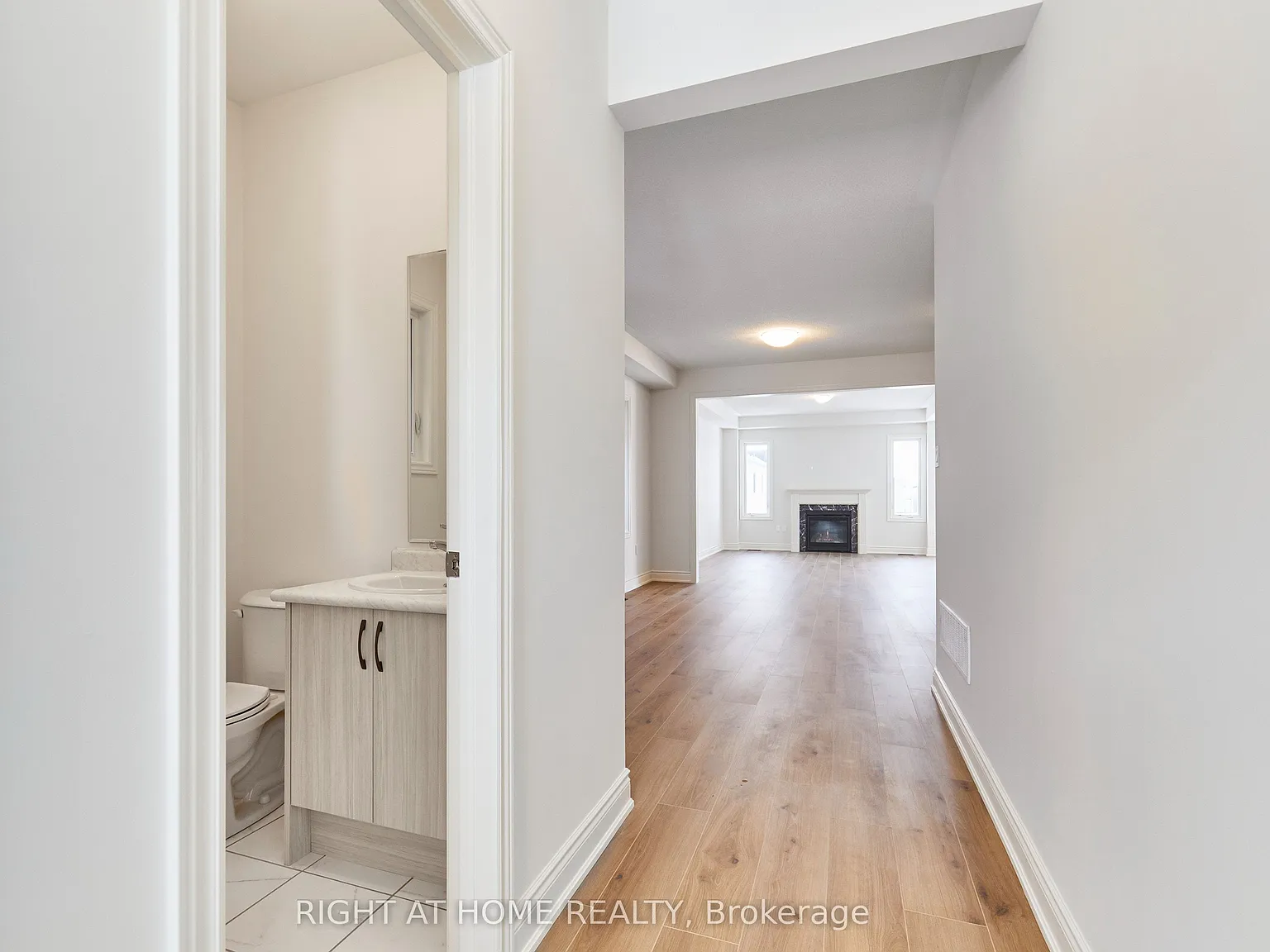 4 bed, $3,400 — Photo 4