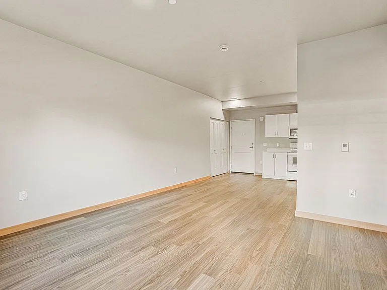 Shadow Creek Apartments — Photo 51