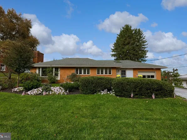 117 Locust Ln, Willow Street, PA 17584