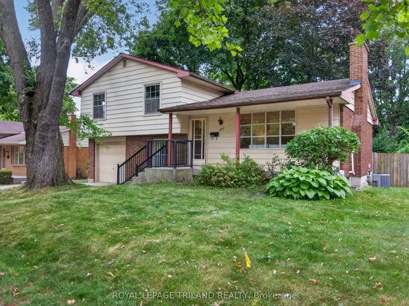 657 Viscount Rd, London, ON N6J 2Y4
