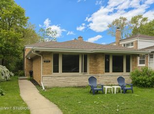 8930 Forestview Rd, Evanston, IL 60203