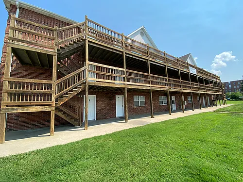 College Place Apartments Photo 1