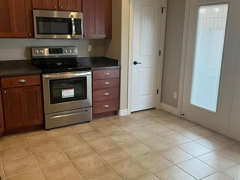 11774 S Shadow View Ln — Photo 8