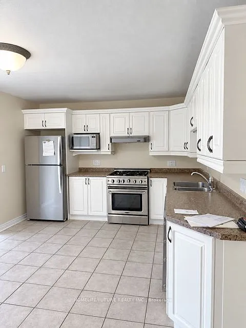 2 bed, $2,300 — Photo 4