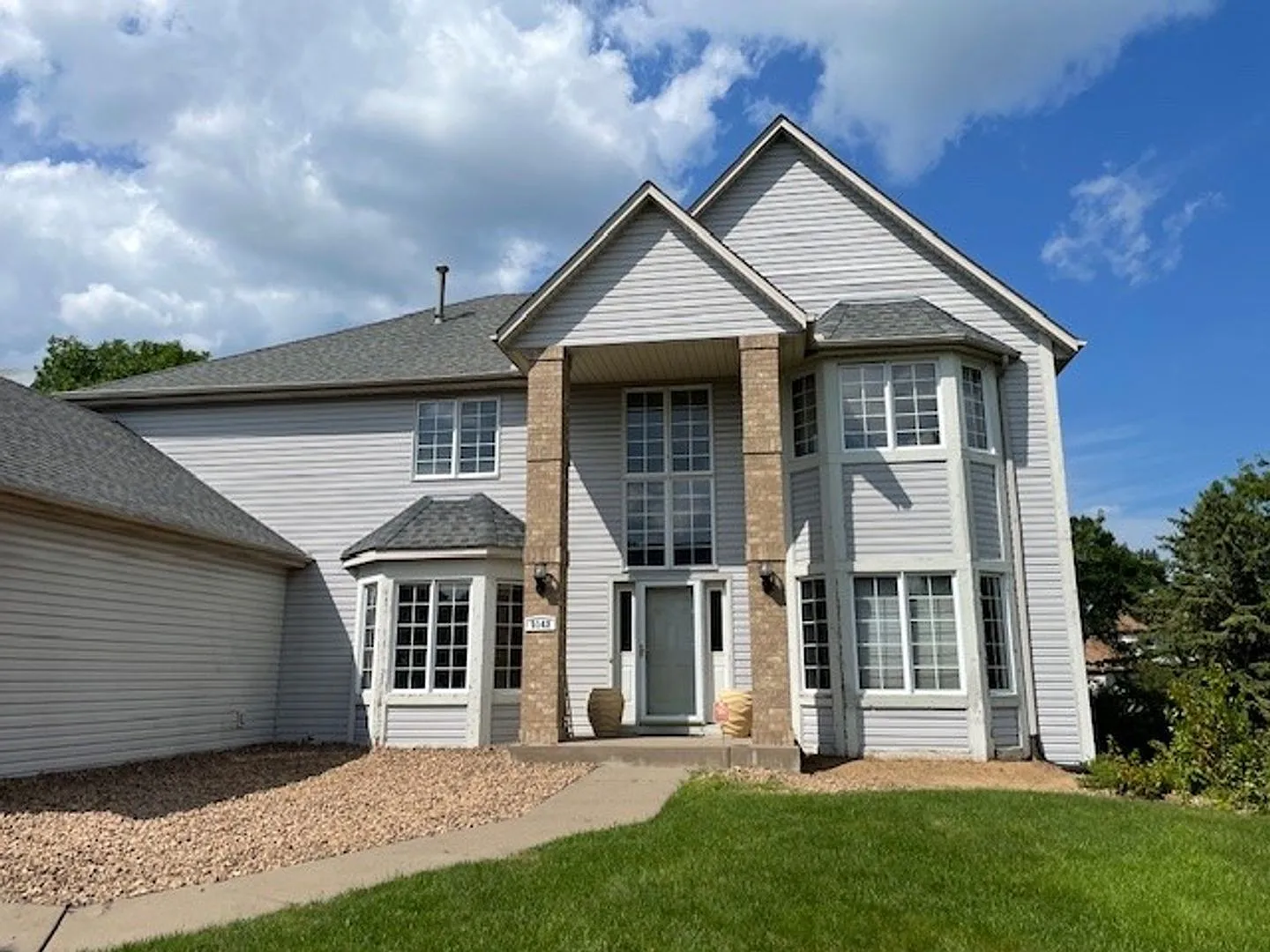 4800 Sq. Ft. 5 Bedroom 4.5 Bath Home in Woodbury — Photo 1