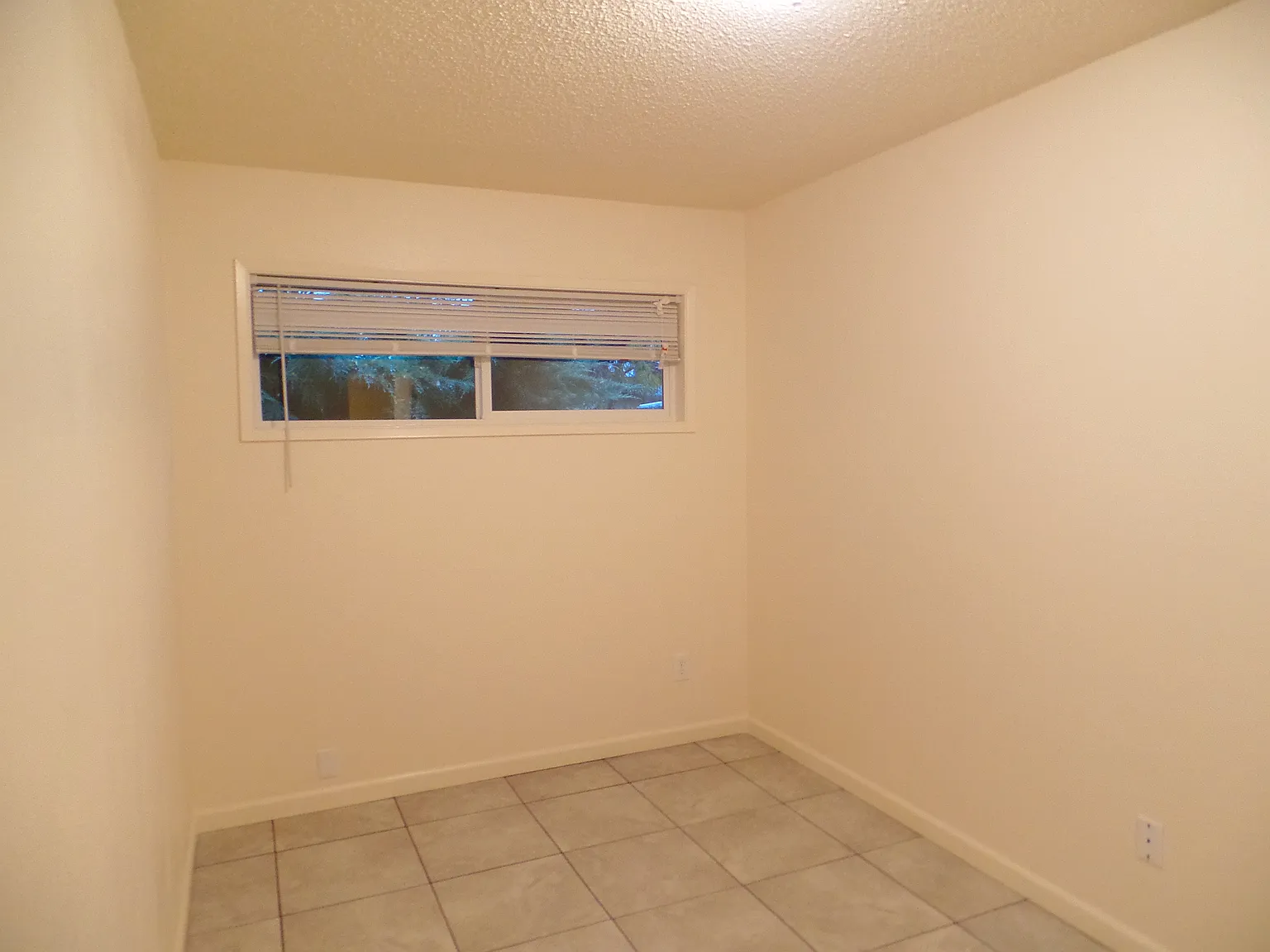 1 bed, 440 sqft, $1,075 — Photo 3