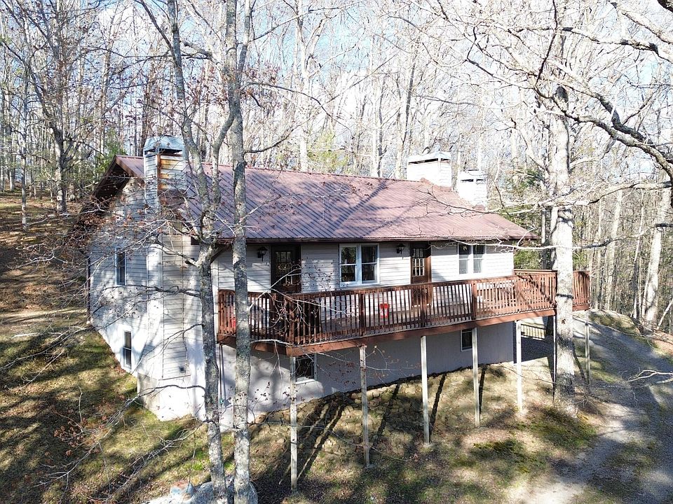 1st image of 219 Seneca Crest Dr
