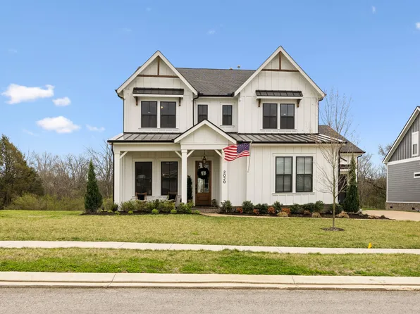 2020 Ellsworth Ln, Arrington, TN 37014