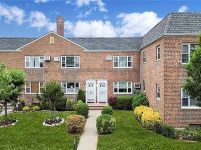 1057 Shore Pkwy #2B, Brooklyn, NY, 11228