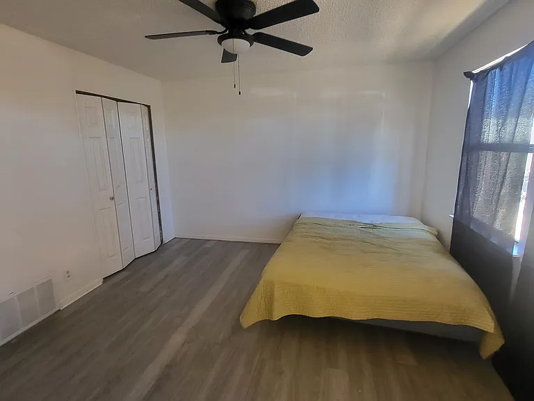 1201 Estancia Ave — Photo 21