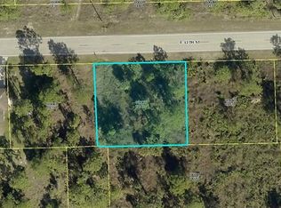 700 E 12th St, Lehigh Acres, FL 33972