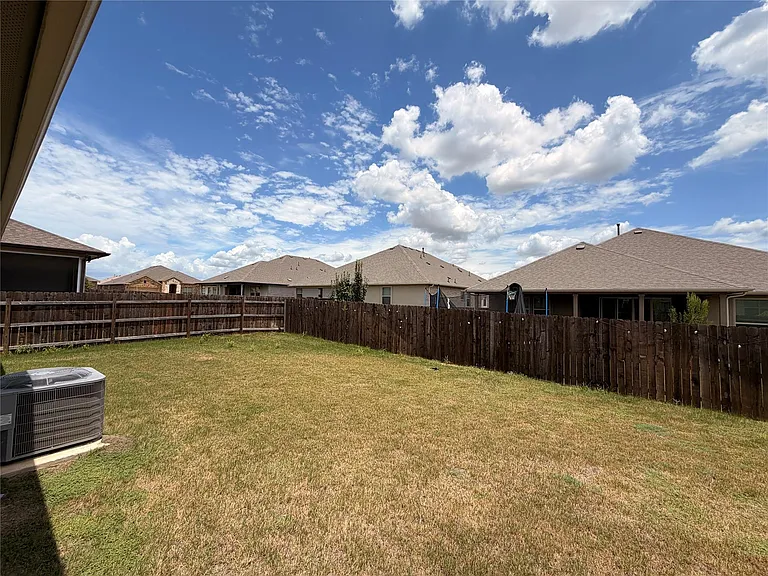 18017 Stefano Dr — Photo 21