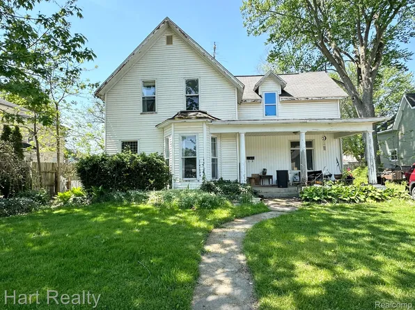 117 N Howard Ave, Croswell, MI 48422