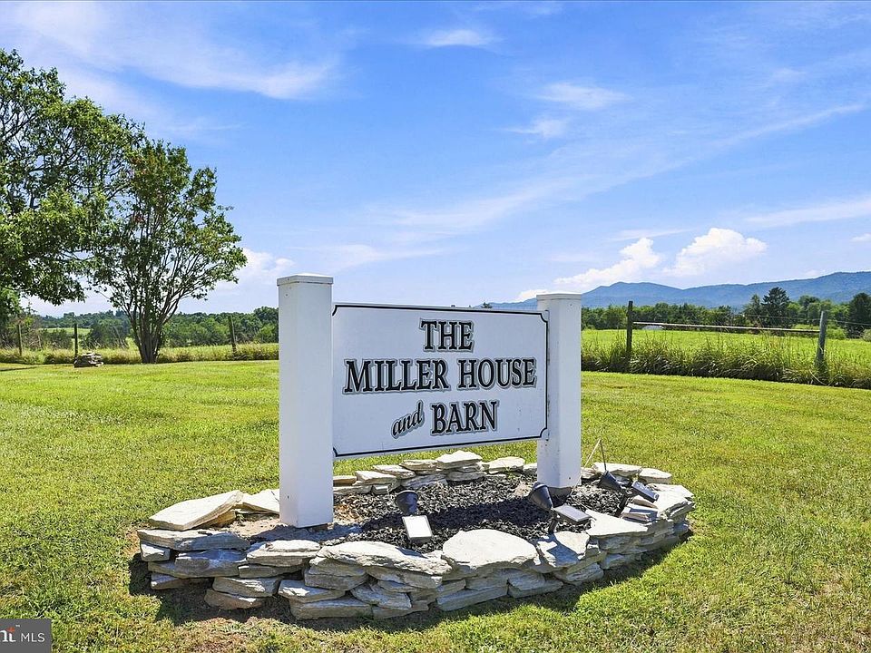 121st image of 625 Riverbend Rd