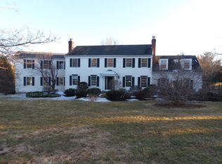 12 Chestnut Dr, Chester, NJ 07930